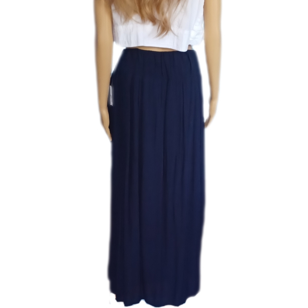 NEW Directions L blue embroidered maxi skirt - Picture 6 of 9